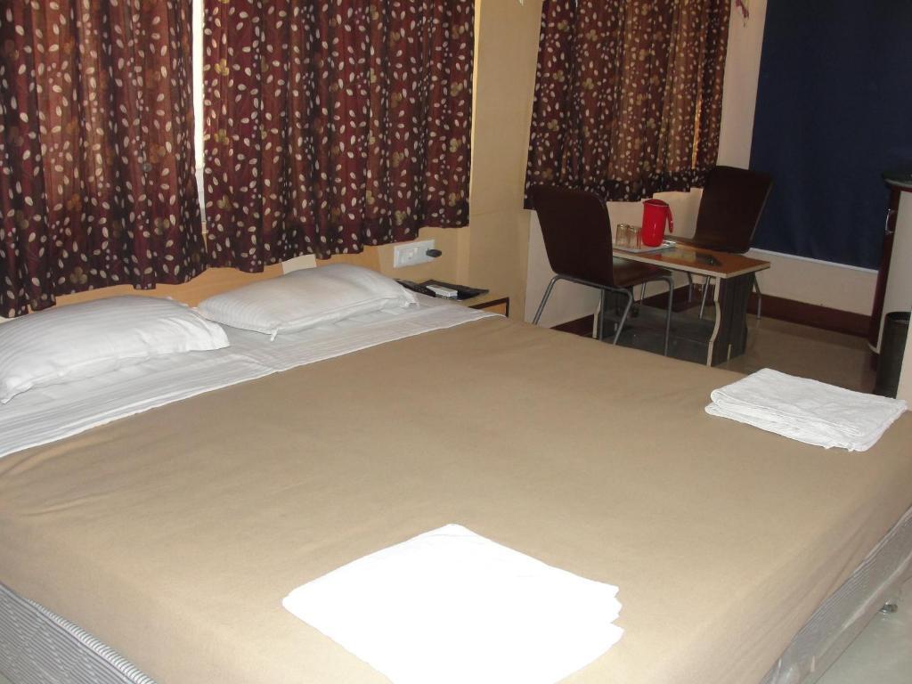 Hotel Shubham Beach Puri Zimmer foto